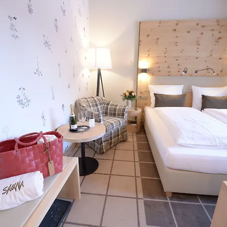 מלון Alpenhotel Fleurs De צרמט