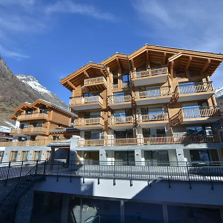 采尔马特弗勒尔高山酒店