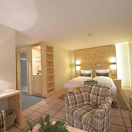 Alpenhotel Fleurs De 4* צרמט