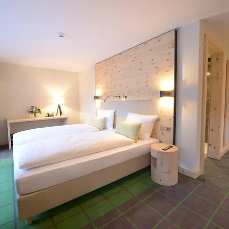 Alpenhotel Fleurs De צרמט