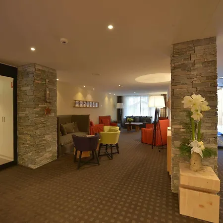 Alpenhotel Fleurs De Otel 4*