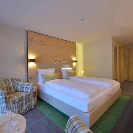 Hotel Alpenhotel Fleurs De 4*