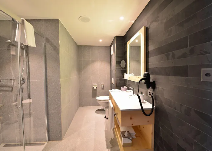 Szálloda Alpenhotel Fleurs De 4*