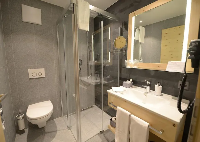 Alpenhotel Fleurs De 4* Церматт