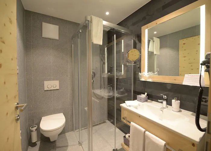 Alpenhotel Fleurs De Отель