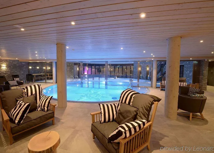 Alpenhotel Fleurs De Hotell