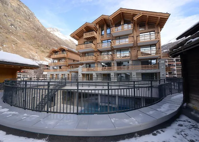 Hotell Alpenhotel Fleurs De 4*